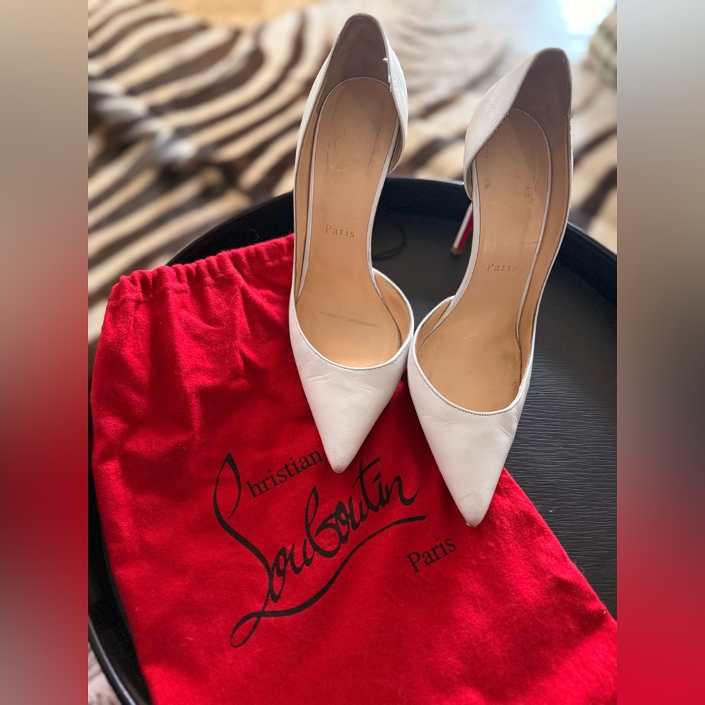 Christian Louboutin White Heels with Red Soles (4inch/102mm)Great wedding shoes.